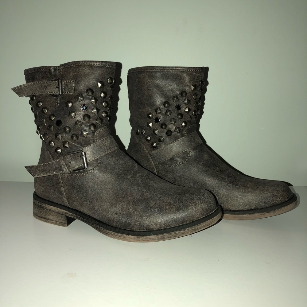 Grey Studded Booties